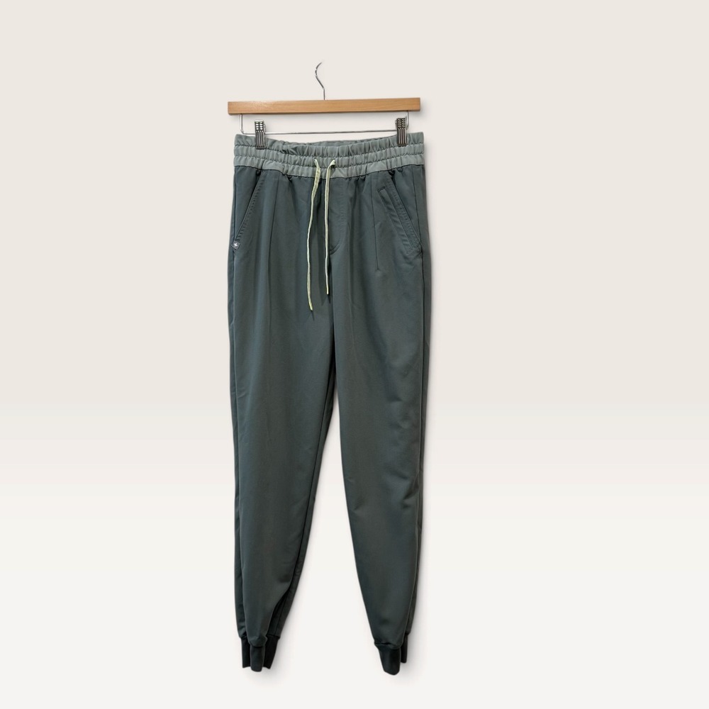 FIGS Technical Collection Women S Jogger Scrub Pants Green W22SW2031